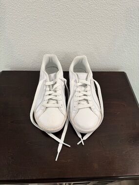 Nike White Women's Sneakers